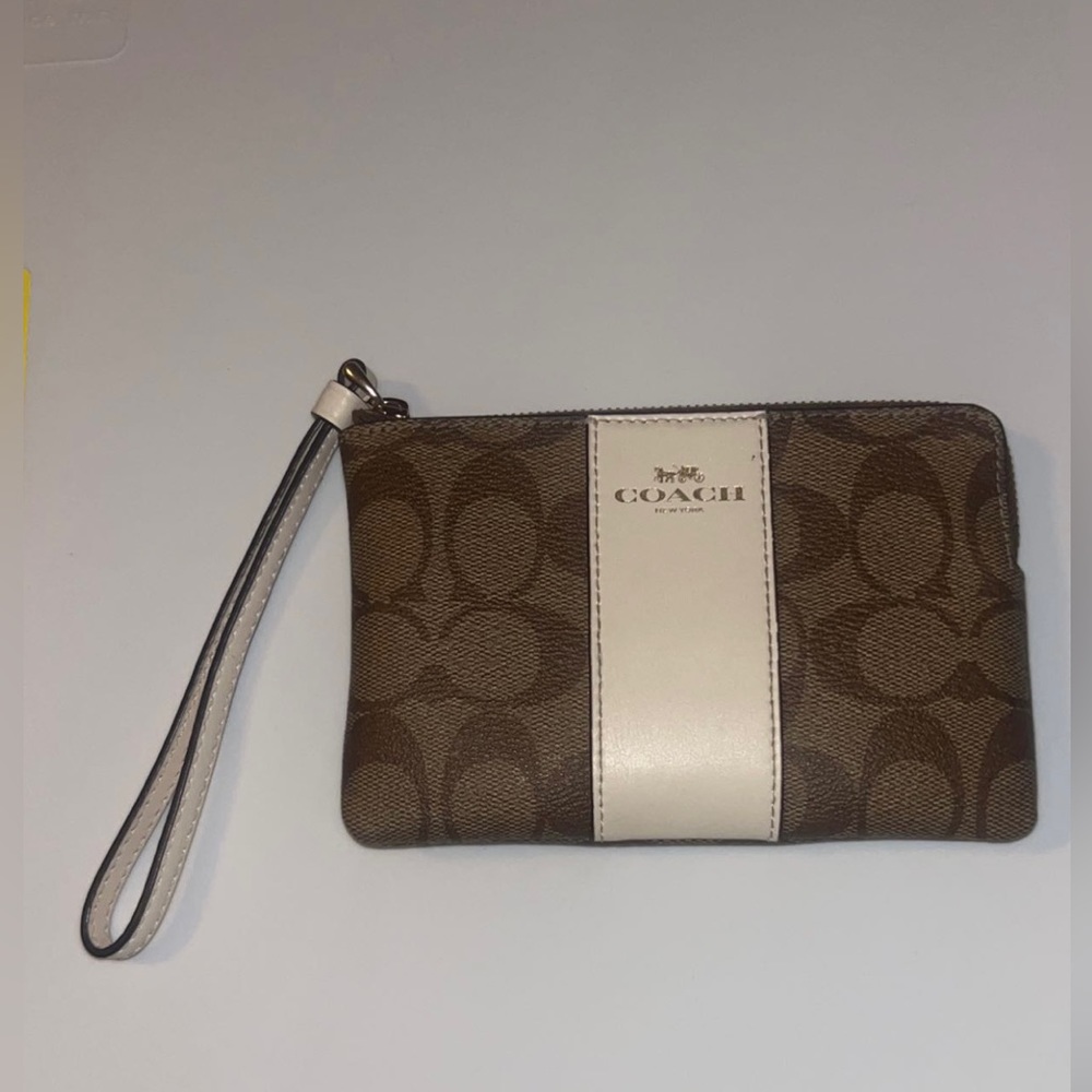 Coach Corner Zip Wristlet in Signature Canvas